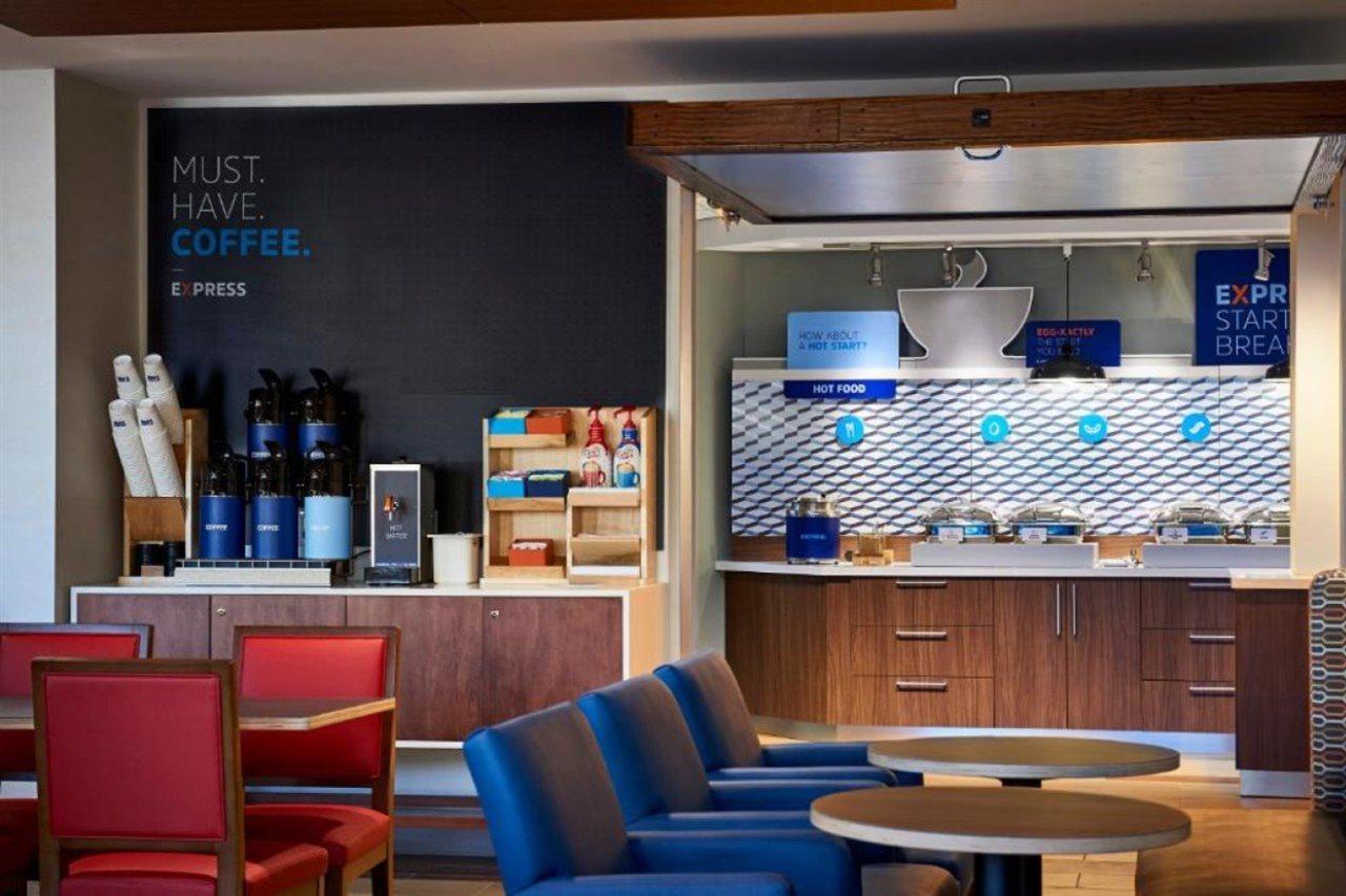 Holiday Inn Express - San Antonio East I-10 By Ihg Esterno foto