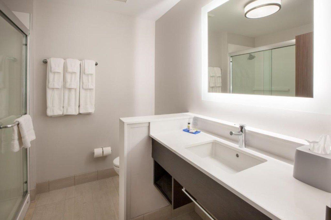 Holiday Inn Express - San Antonio East I-10 By Ihg Esterno foto