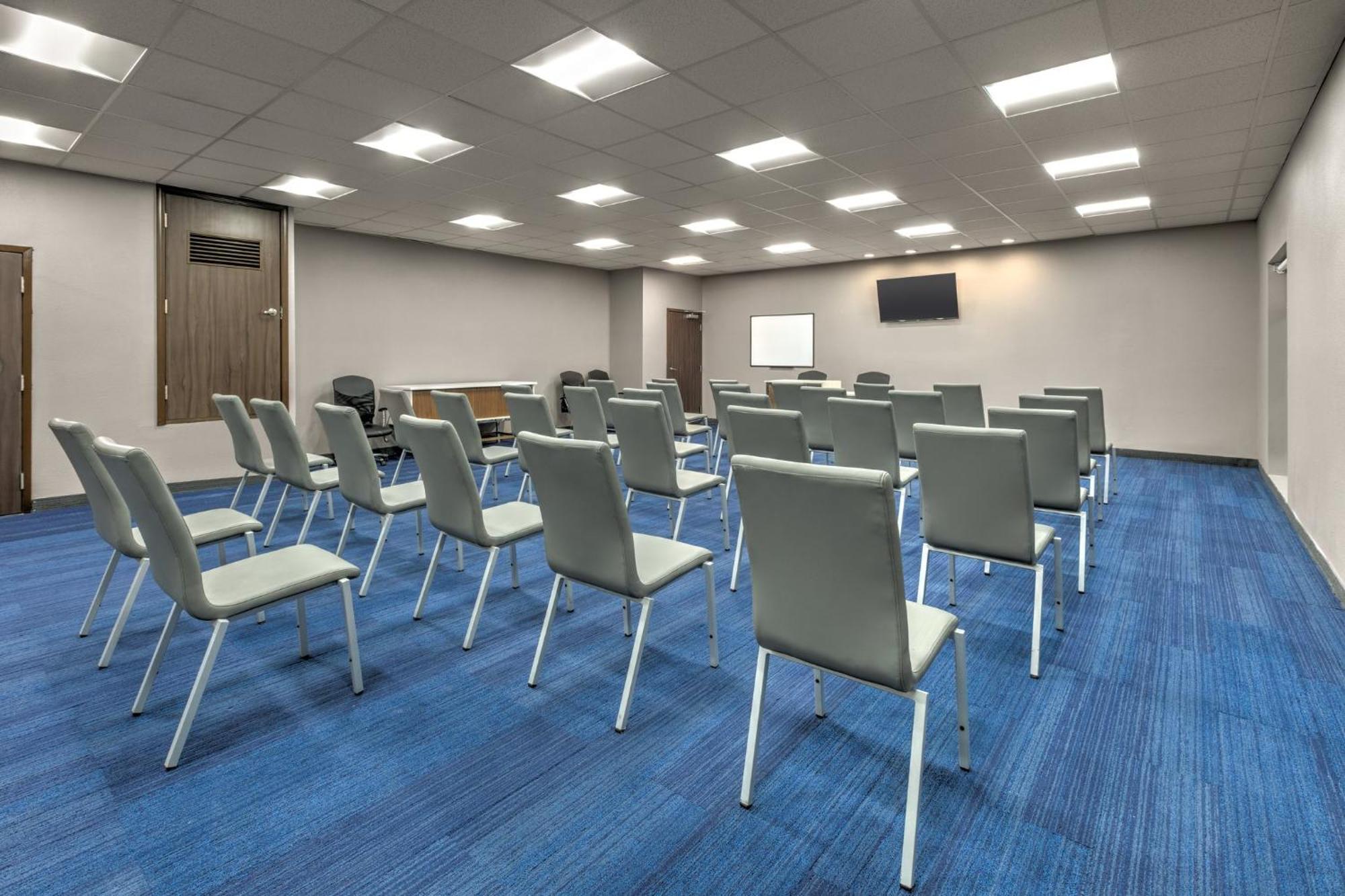 Holiday Inn Express - San Antonio East I-10 By Ihg Esterno foto